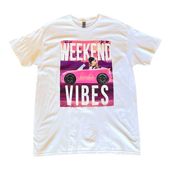 Barbie Car T SHIRT Large Weekend Vibes Puff Letters 100% Cotton Tee Gilden NWOT - Picture 1 of 6